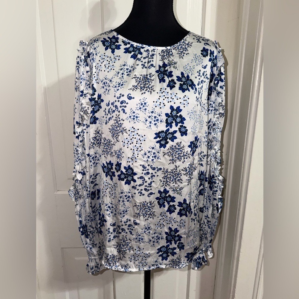 Women's XL LOFT Blue and White Floral Blouse, top, shirt